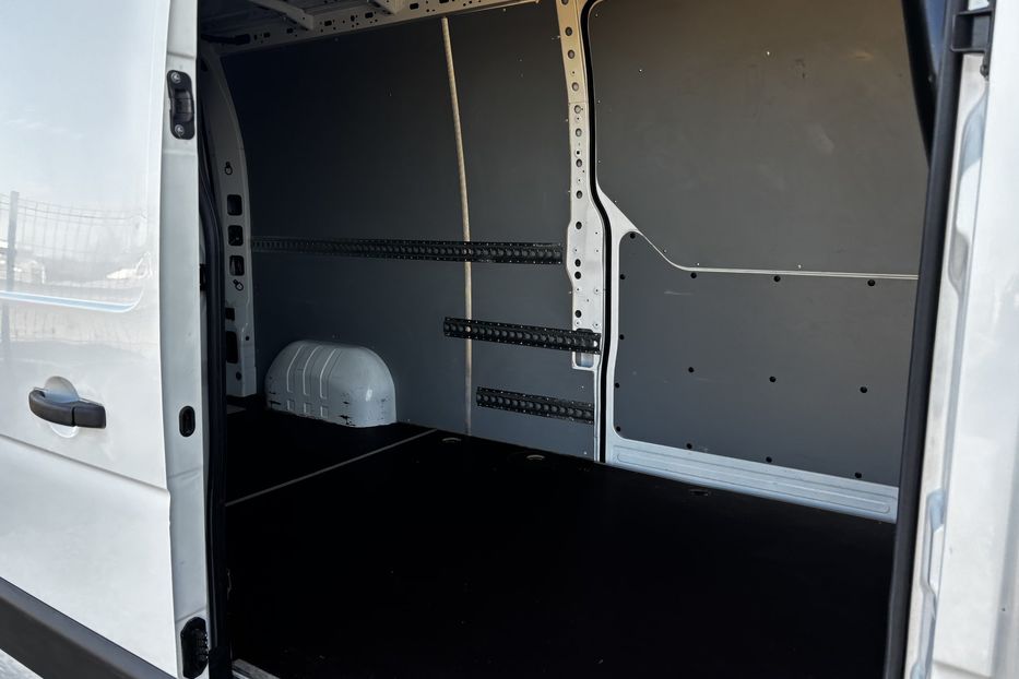 Продам Renault Master груз. 2020 года в Львове