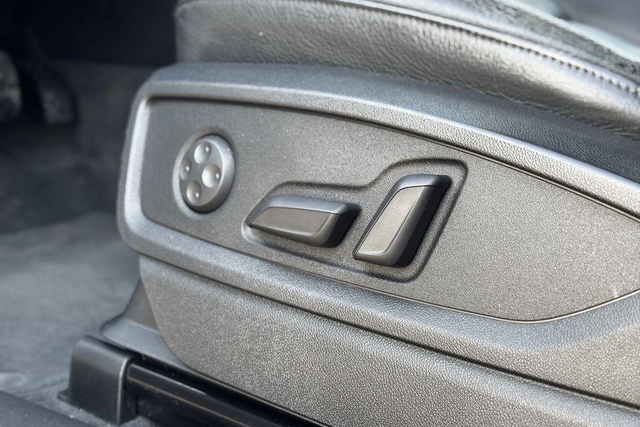 Продам Audi Q5 Quattro  2018 года в Львове