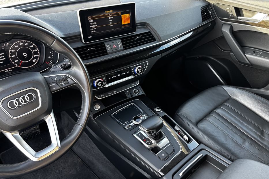 Продам Audi Q5 Quattro  2018 года в Львове