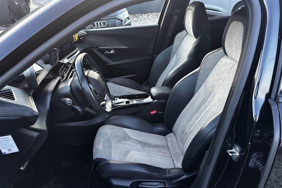 Продам Peugeot 2008 GT EV 50 KW авто у Львові  2021 года в Львове