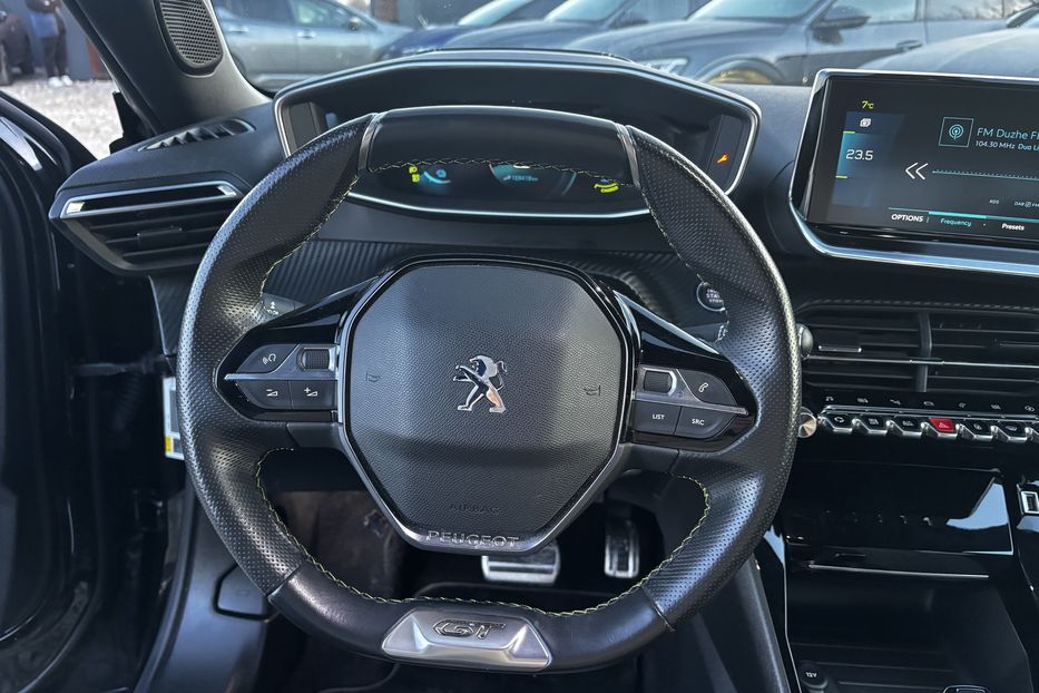 Продам Peugeot 2008 GT EV 50 KW авто у Львові  2021 года в Львове