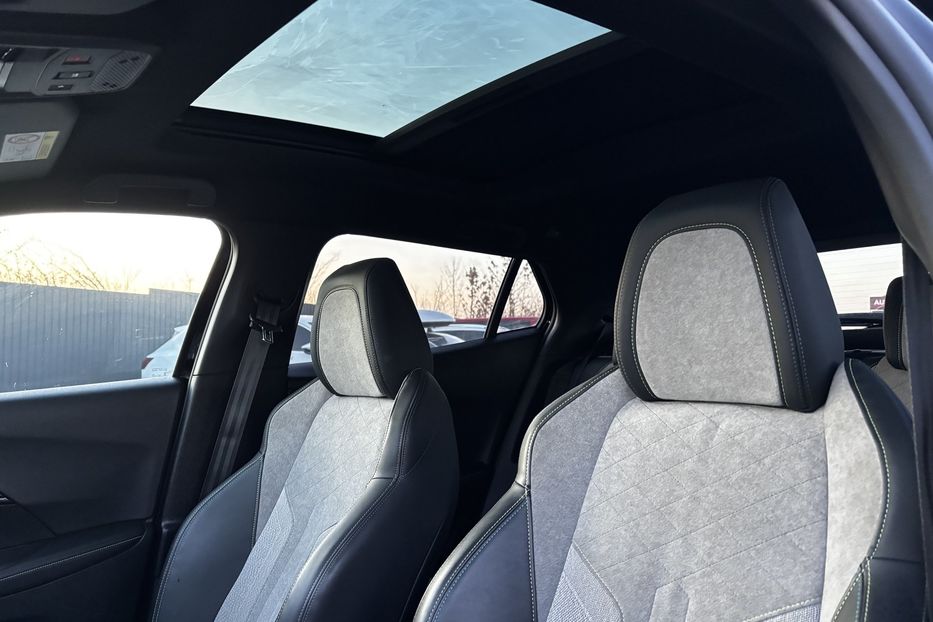 Продам Peugeot 2008 GT EV 50 KW авто у Львові  2021 года в Львове