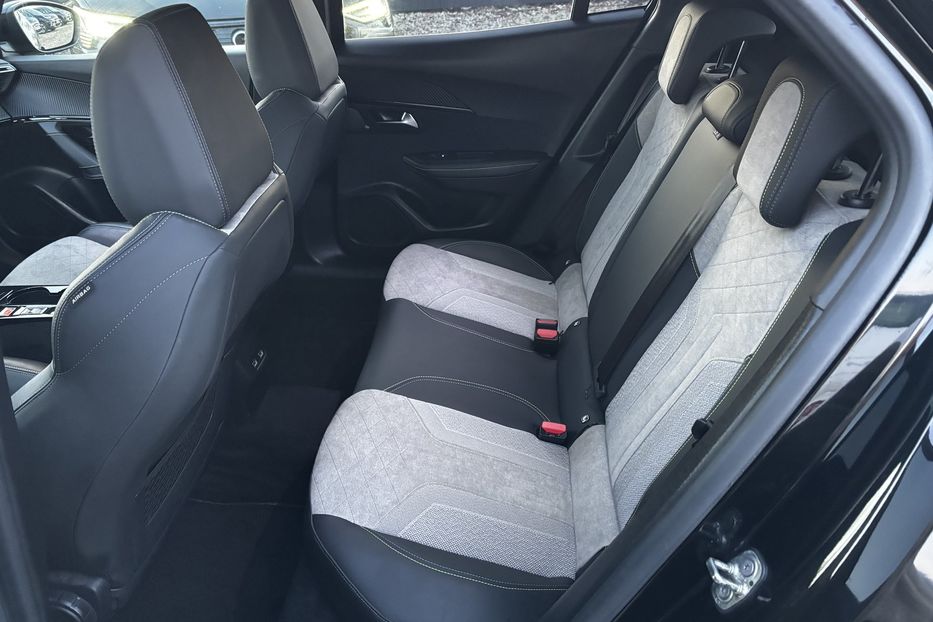 Продам Peugeot 2008 GT EV 50 KW авто у Львові  2021 года в Львове