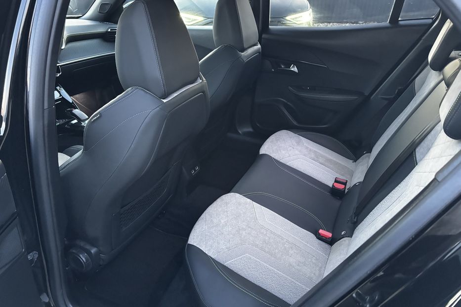 Продам Peugeot 2008 GT EV 50 KW авто у Львові  2021 года в Львове