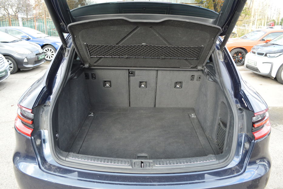 Продам Porsche Macan 2017 года в Одессе