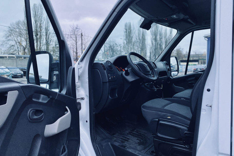 Продам Renault Master груз. 2.3 dCi MT (165 к.с.) L3H2  2017 года в Киеве