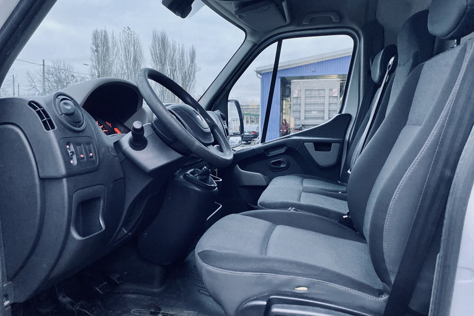 Продам Renault Master груз. 2.3 dCi MT (165 к.с.) L3H2  2017 года в Киеве