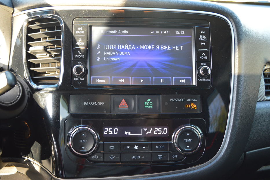 Продам Mitsubishi Outlander 7 місць 2017 года в Одессе