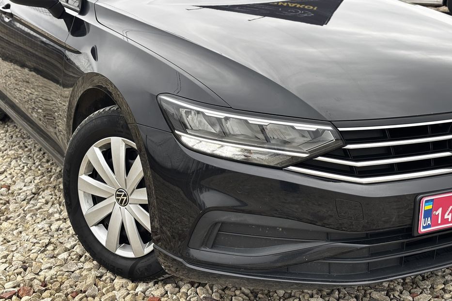 Продам Volkswagen Passat B8 2021 года в Львове