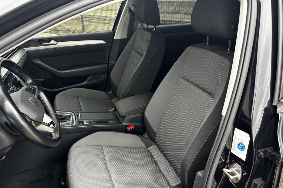 Продам Volkswagen Passat B8 2021 года в Львове