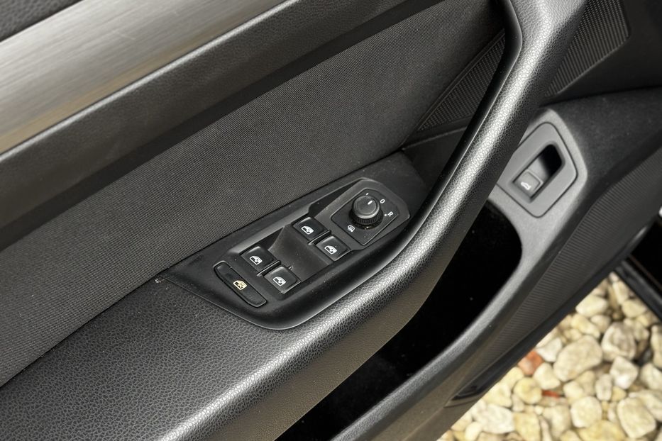 Продам Volkswagen Passat B8 2021 года в Львове