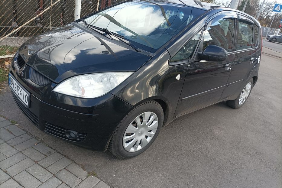 Продам Mitsubishi Colt офицал 2006 года в Одессе