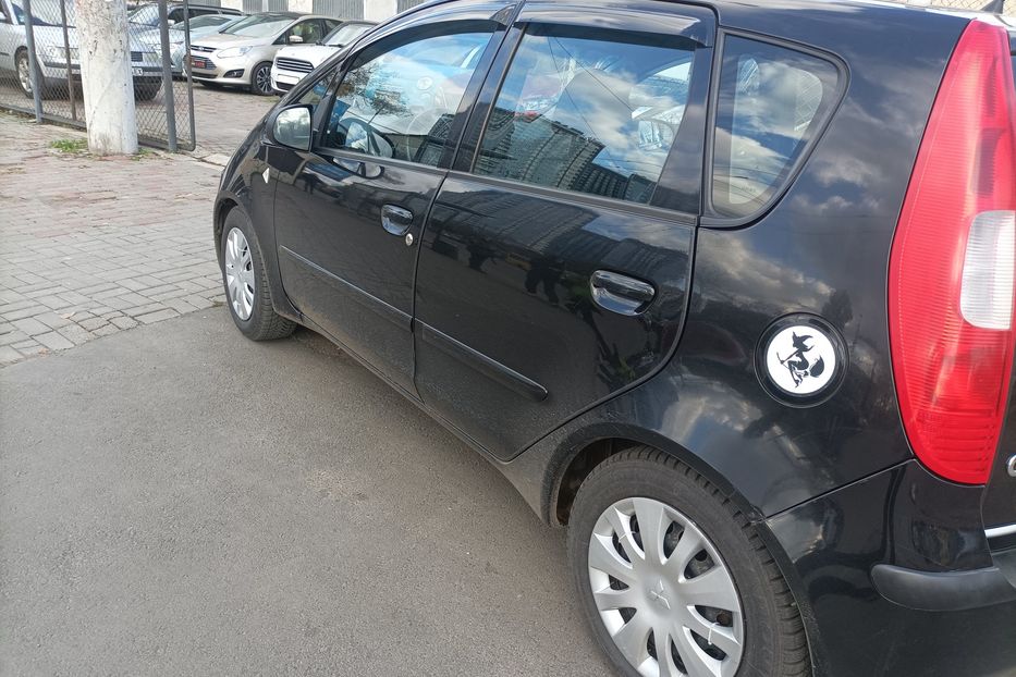 Продам Mitsubishi Colt офицал 2006 года в Одессе