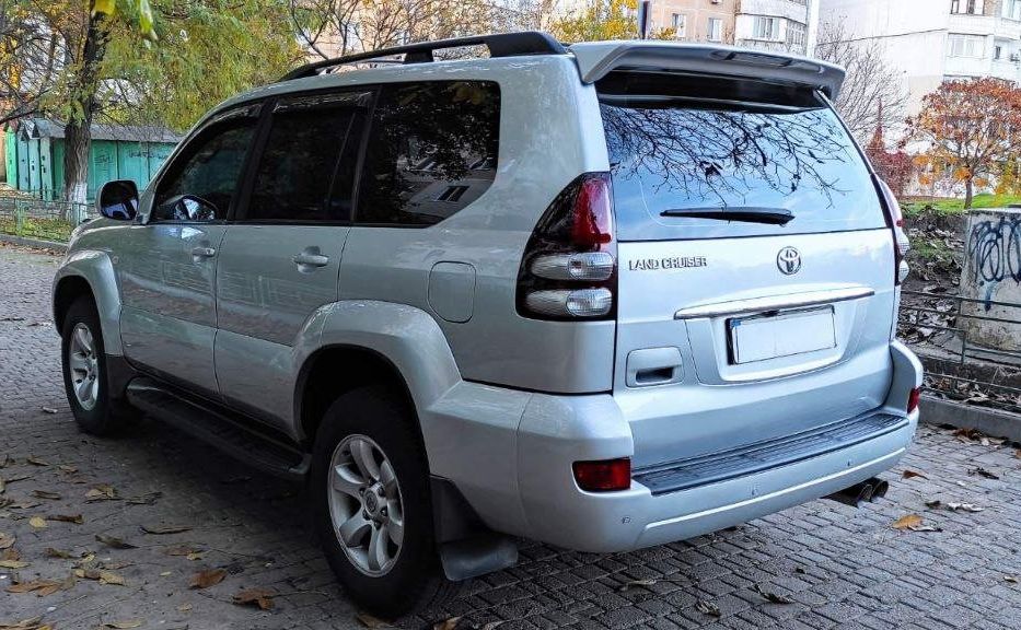 Продам Toyota Land Cruiser Prado офицал 2006 года в Одессе