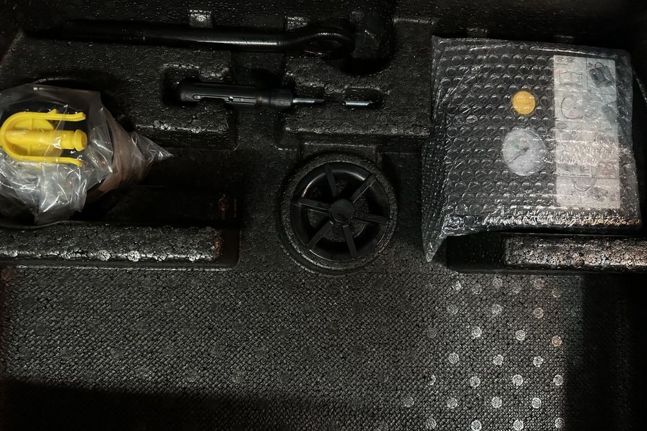 Продам Kia Niro 64кВт Макс.комплектація! 2022 года в Львове