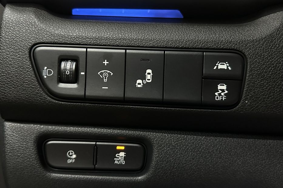 Продам Kia Niro 64кВт Макс.комплектація! 2022 года в Львове