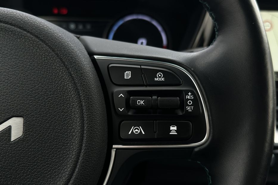 Продам Kia Niro 64кВт Макс.комплектація! 2022 года в Львове