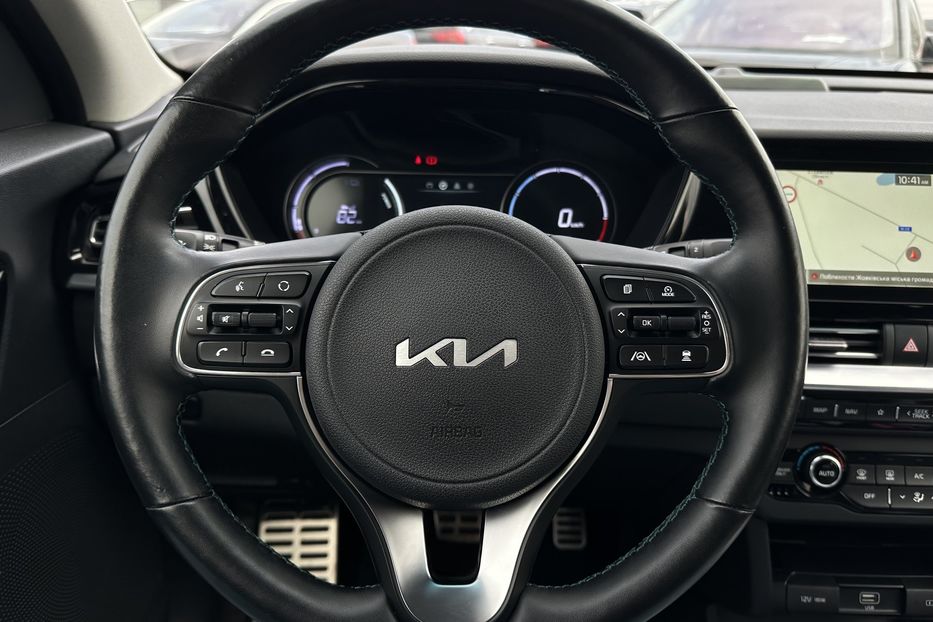 Продам Kia Niro 64кВт Макс.комплектація! 2022 года в Львове