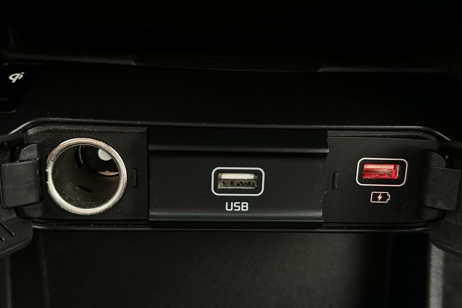 Продам Kia Niro 64кВт Макс.комплектація! 2022 года в Львове