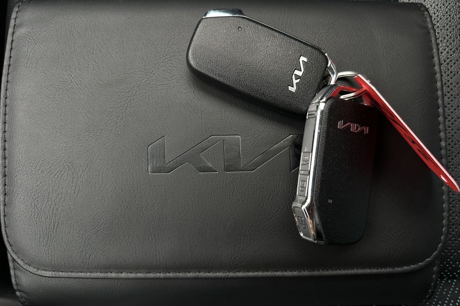 Продам Kia Niro 64кВт Макс.комплектація! 2022 года в Львове