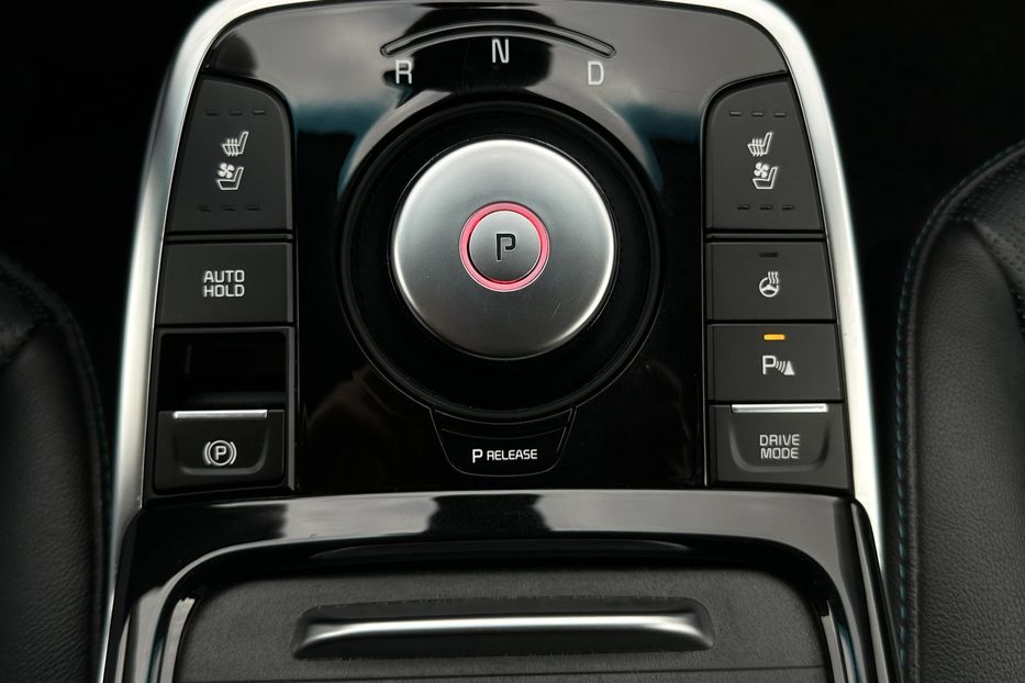 Продам Kia Niro 64кВт Макс.комплектація! 2022 года в Львове