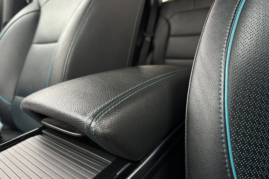 Продам Kia Niro 64кВт Макс.комплектація! 2022 года в Львове