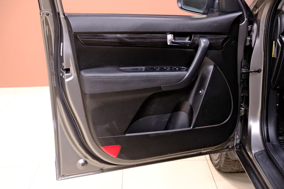 Продам Kia Sorento 2012 года в Одессе