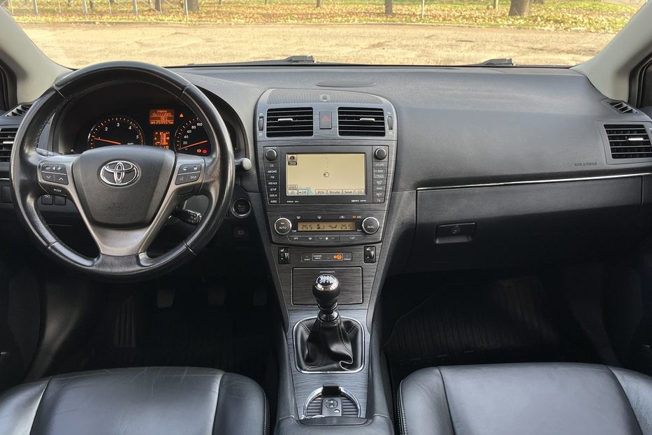 Продам Toyota Avensis Full D4D 2010 года в Николаеве
