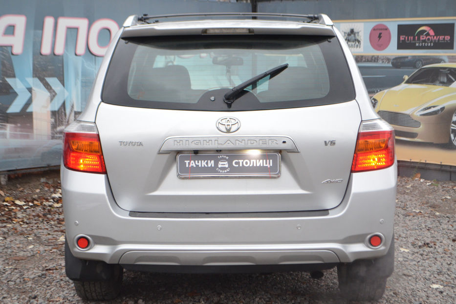 Продам Toyota Highlander 3.5 AT 4WD 270 л.с. 2008 года в Киеве