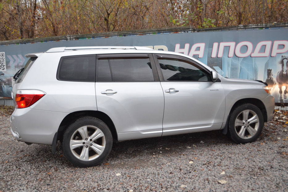 Продам Toyota Highlander 3.5 AT 4WD 270 л.с. 2008 года в Киеве