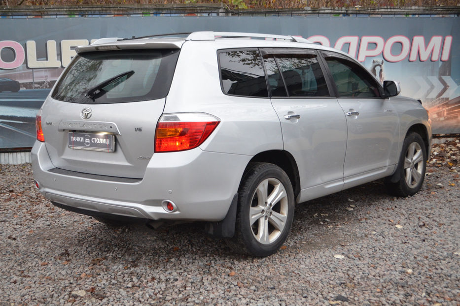 Продам Toyota Highlander 3.5 AT 4WD 270 л.с. 2008 года в Киеве