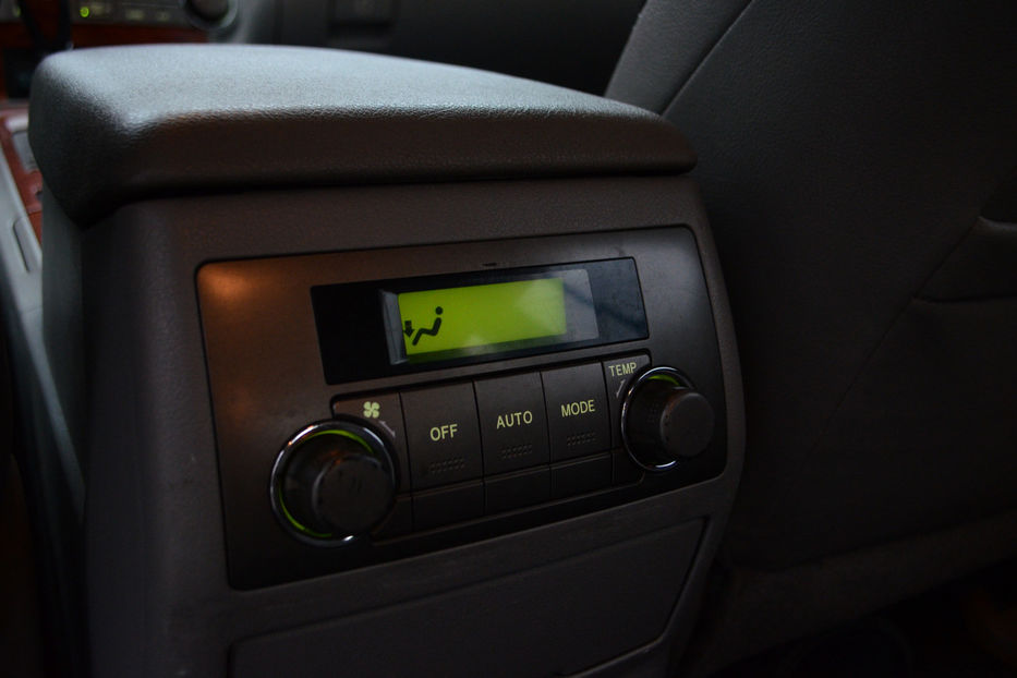 Продам Toyota Highlander 3.5 AT 4WD 270 л.с. 2008 года в Киеве