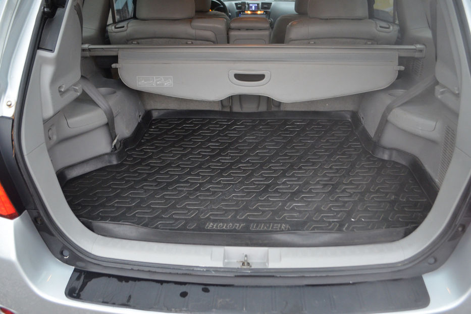 Продам Toyota Highlander 3.5 AT 4WD 270 л.с. 2008 года в Киеве