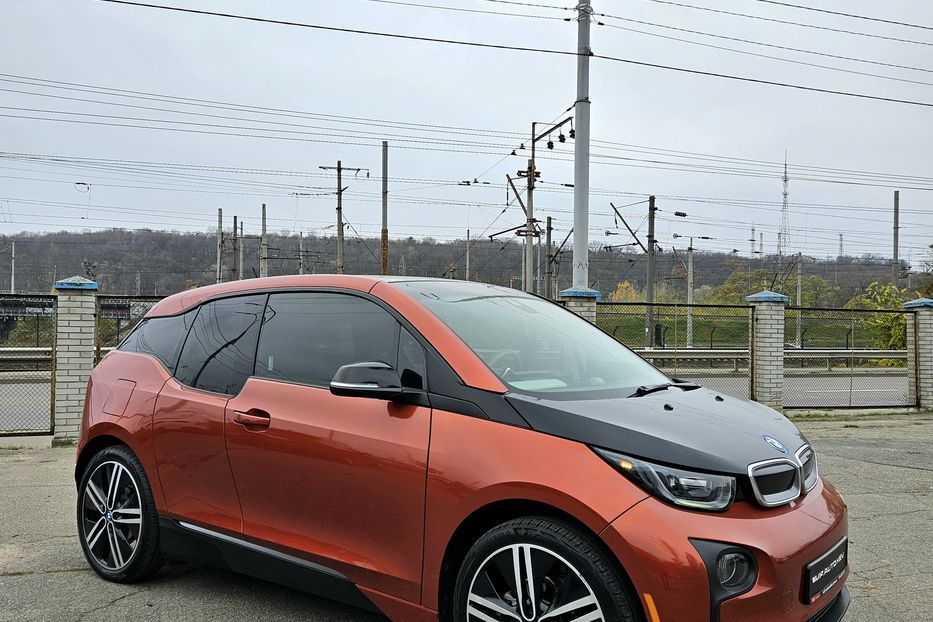 Продам BMW I3 2015 года в Киеве