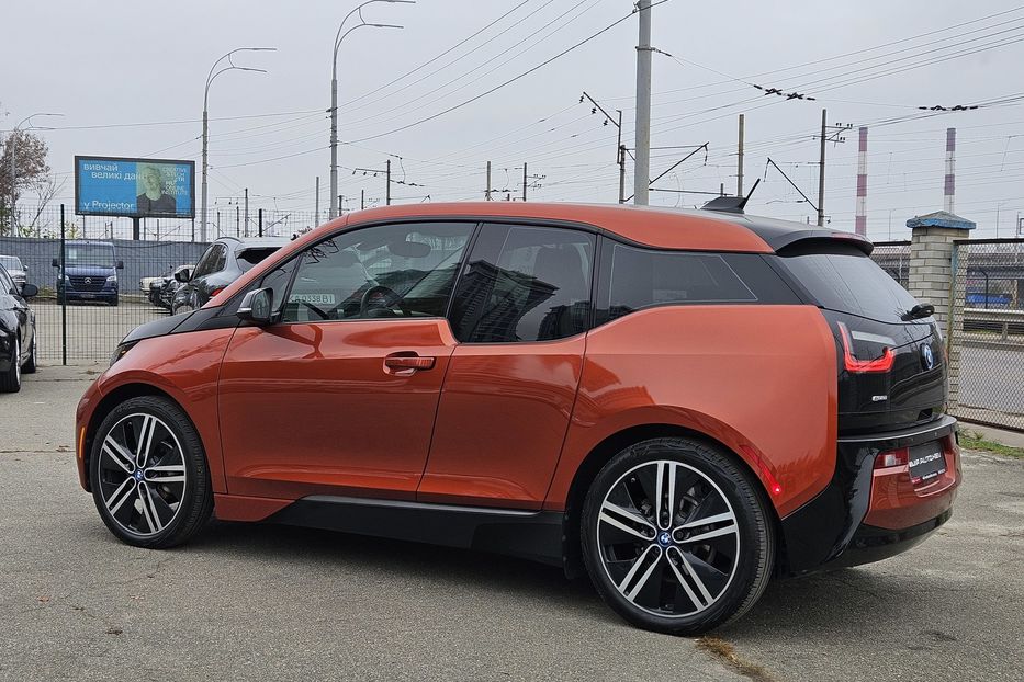Продам BMW I3 2015 года в Киеве