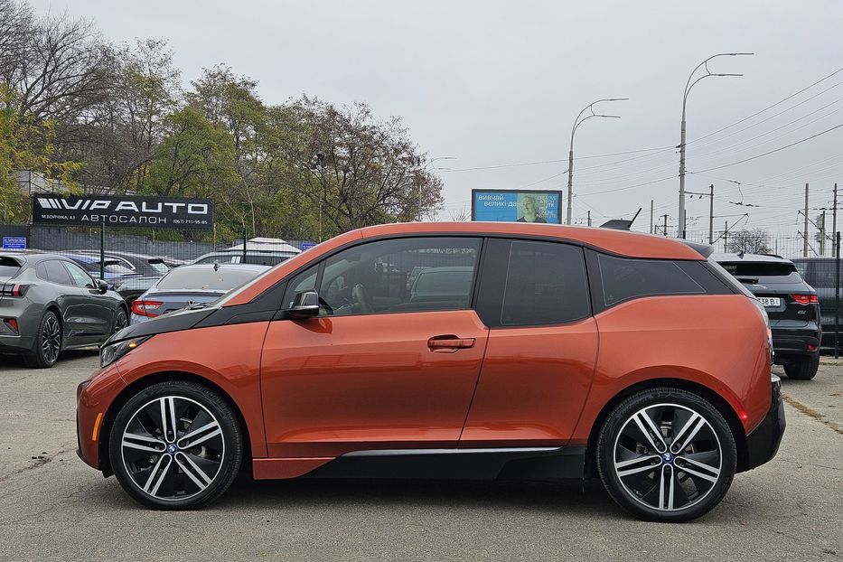 Продам BMW I3 2015 года в Киеве