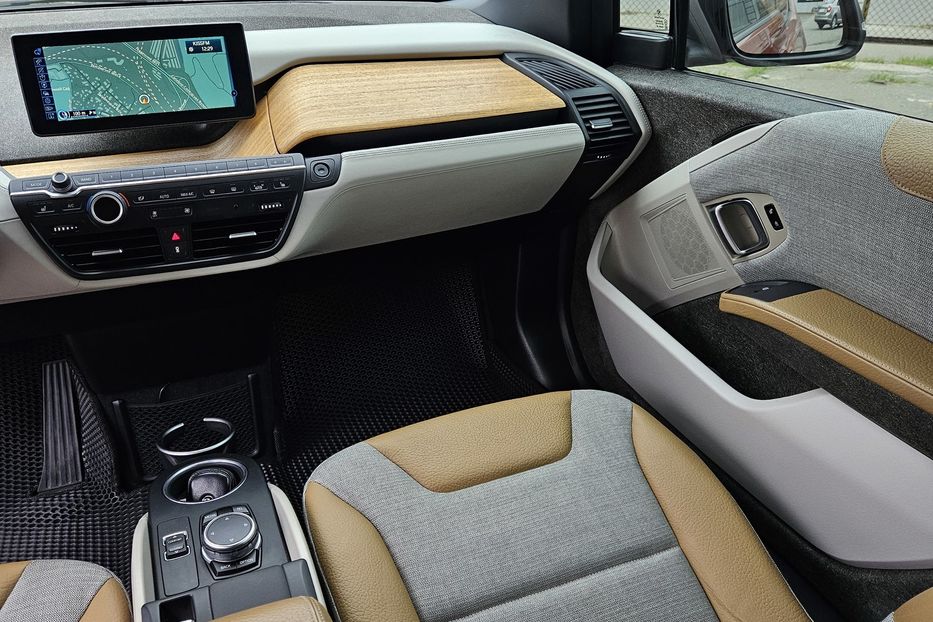 Продам BMW I3 2015 года в Киеве