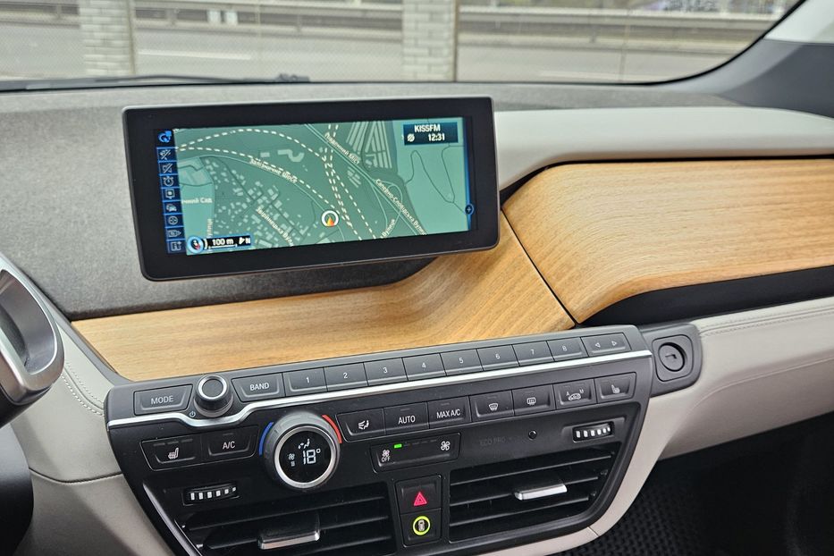 Продам BMW I3 2015 года в Киеве