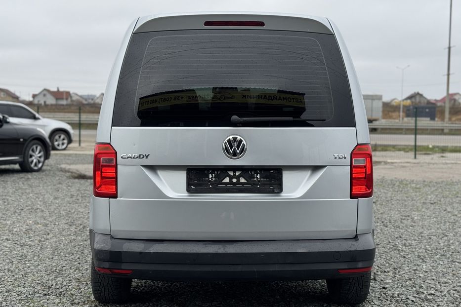 Продам Volkswagen Caddy пасс. COMIS 2017 года в г. Умань, Черкасская область