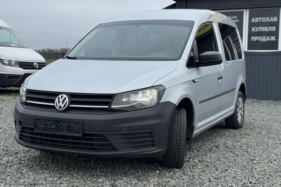 Продам Volkswagen Caddy пасс. COMIS 2017 года в г. Умань, Черкасская область