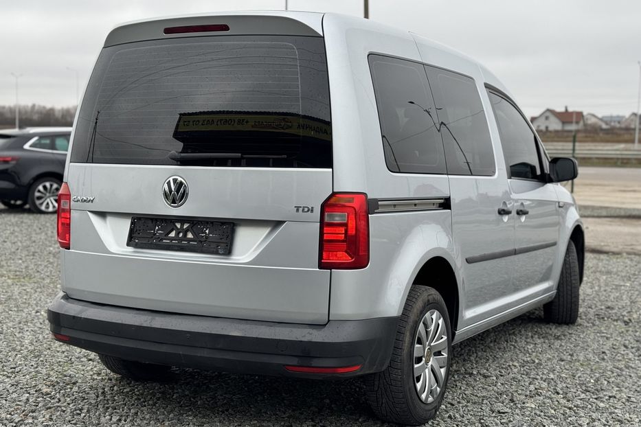 Продам Volkswagen Caddy пасс. COMIS 2017 года в г. Умань, Черкасская область