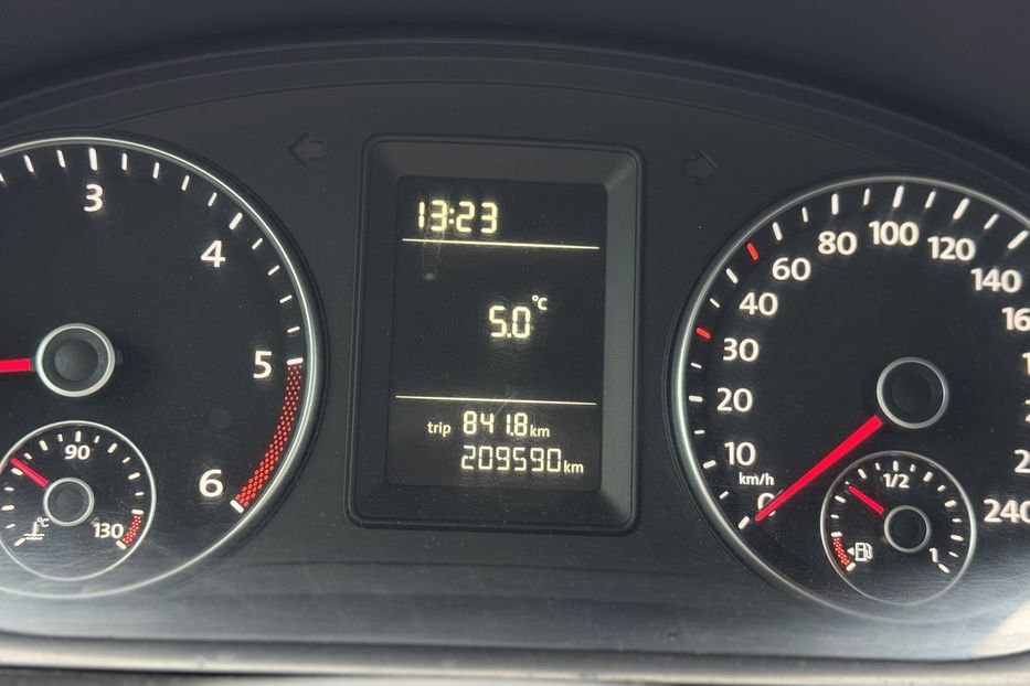 Продам Volkswagen Caddy пасс. COMIS 2017 года в г. Умань, Черкасская область