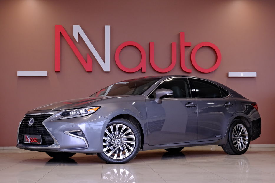 Продам Lexus ES 300 Hybrid 2014 года в Одессе
