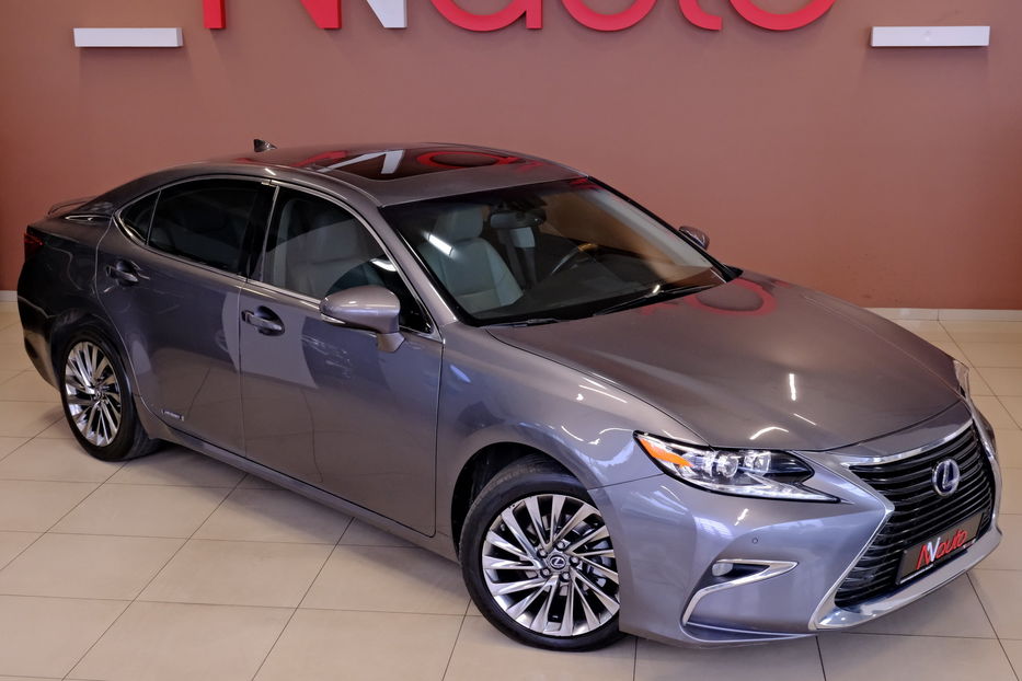 Продам Lexus ES 300 Hybrid 2014 года в Одессе