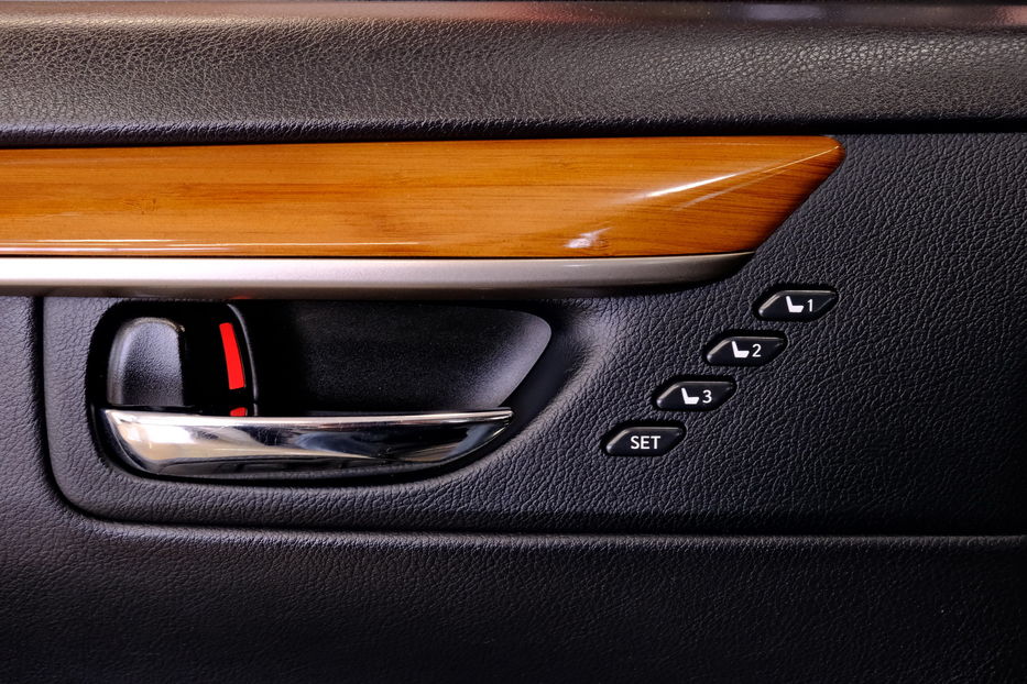 Продам Lexus ES 300 Hybrid 2014 года в Одессе