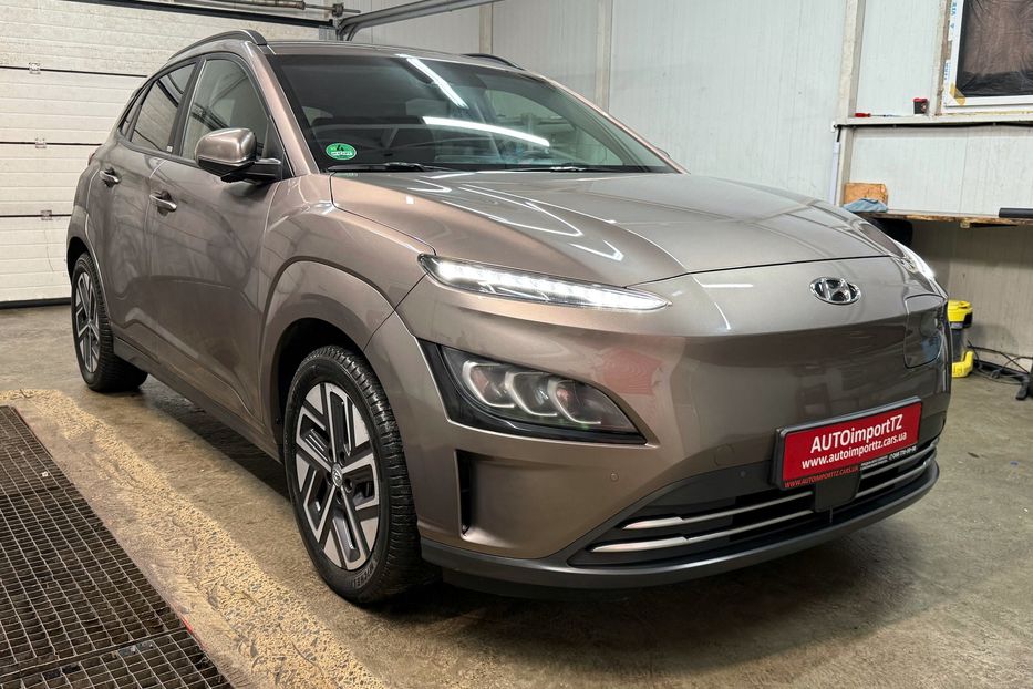 Продам Hyundai Kona 64kWhМакс.комплектація PREMIUM 2021 года в Львове