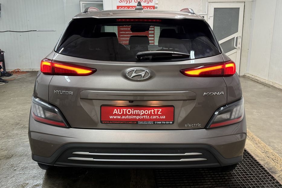 Продам Hyundai Kona 64kWhМакс.комплектація PREMIUM 2021 года в Львове