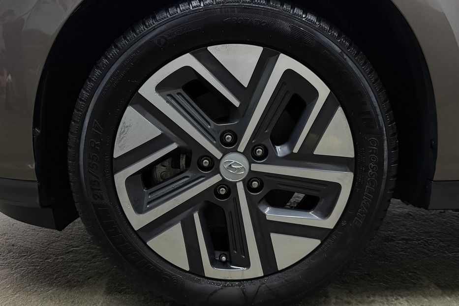 Продам Hyundai Kona 64kWhМакс.комплектація PREMIUM 2021 года в Львове