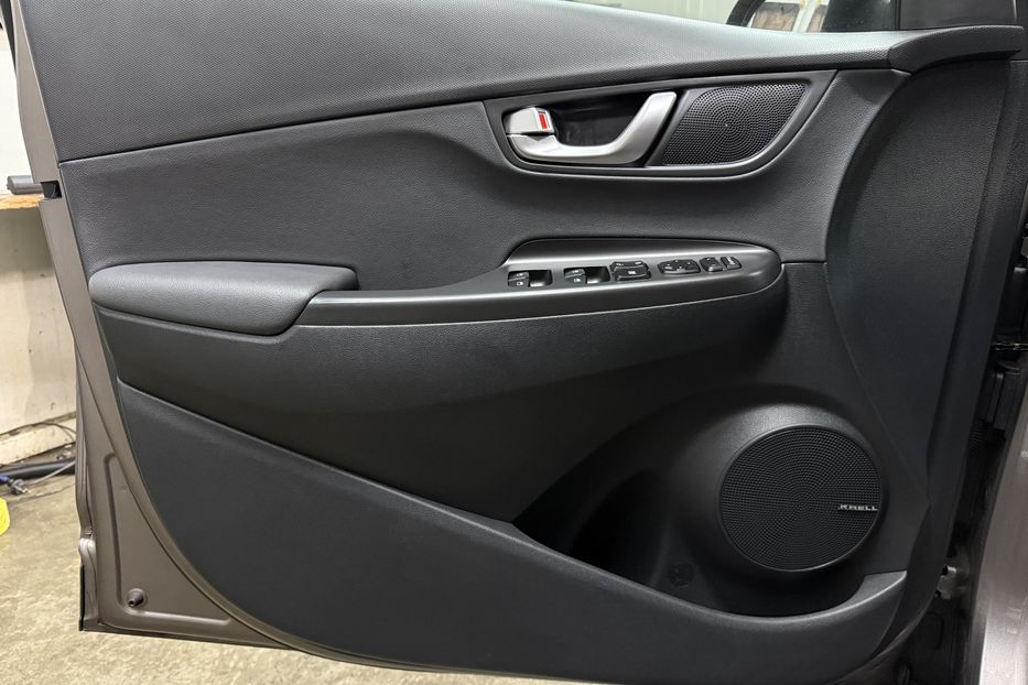 Продам Hyundai Kona 64kWhМакс.комплектація PREMIUM 2021 года в Львове