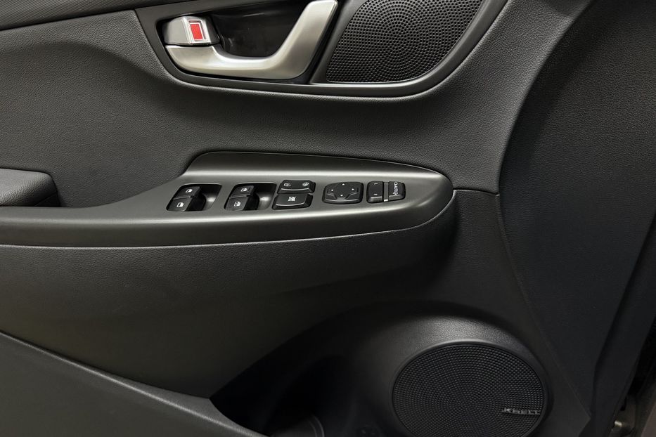 Продам Hyundai Kona 64kWhМакс.комплектація PREMIUM 2021 года в Львове